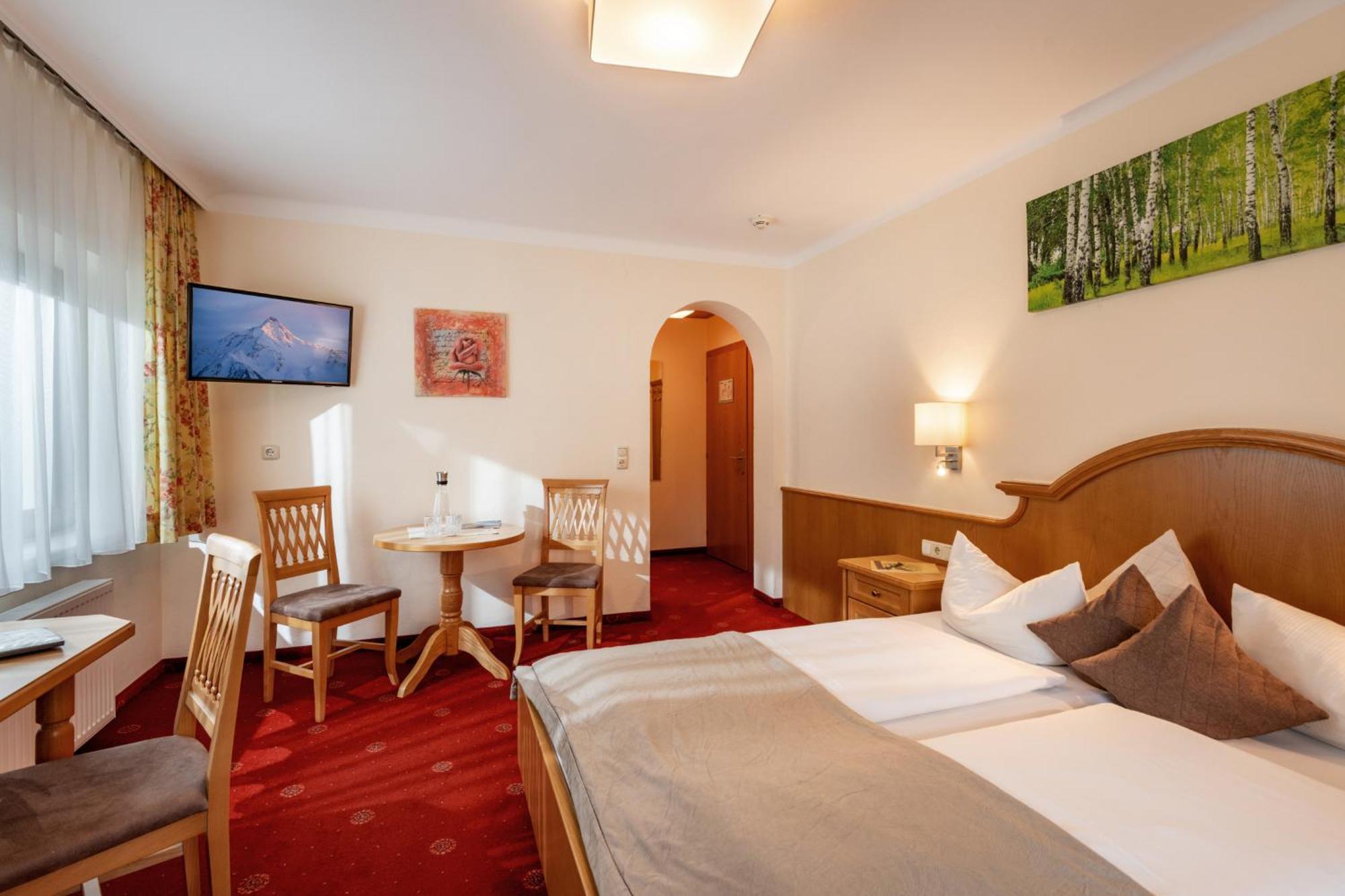 Hotel Garni Birkenhof Майерхофен Екстериор снимка