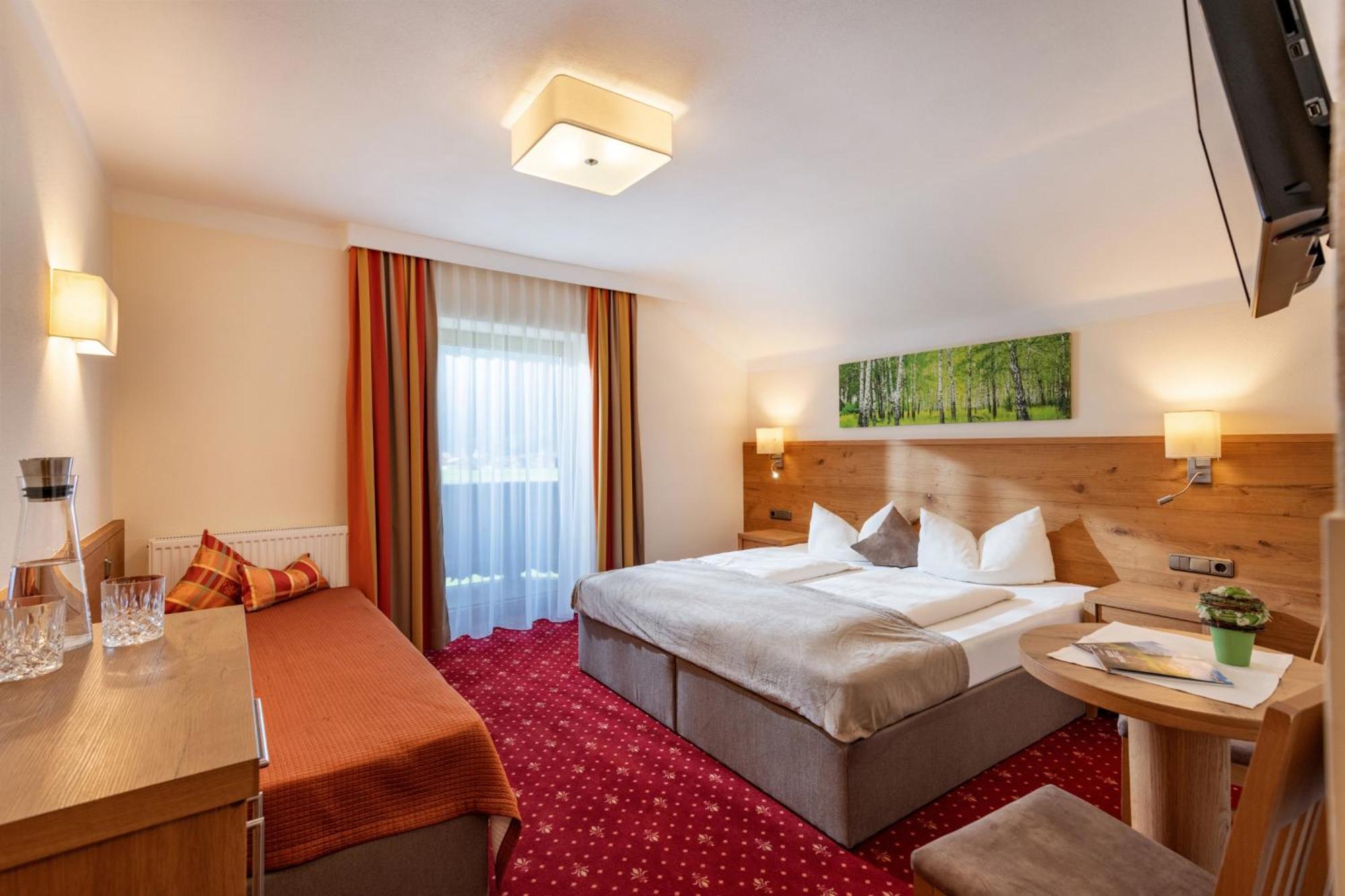 Hotel Garni Birkenhof Майерхофен Екстериор снимка
