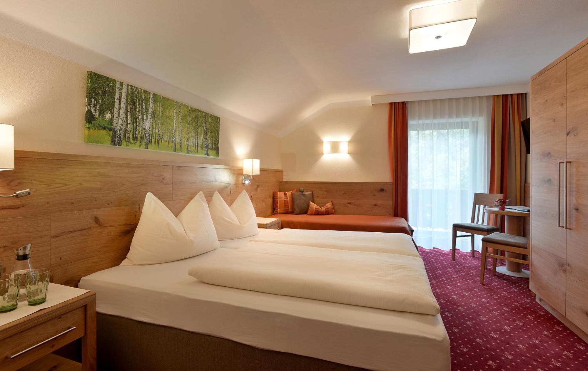 Hotel Garni Birkenhof Майерхофен Екстериор снимка